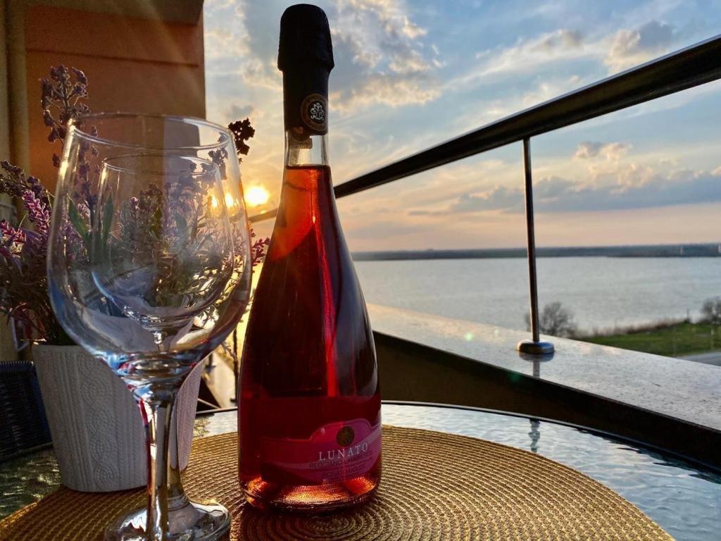 Valy Apartments Summerland Mamaja Zewnętrze zdjęcie